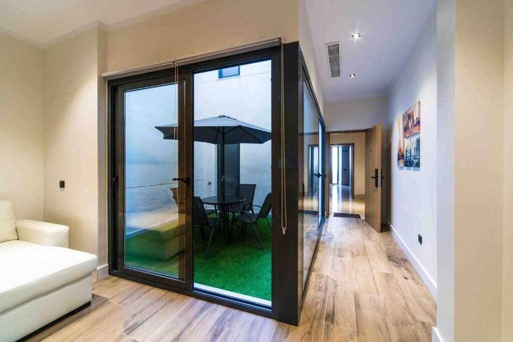 Seville Luxury Downtown Suite Exterior photo
